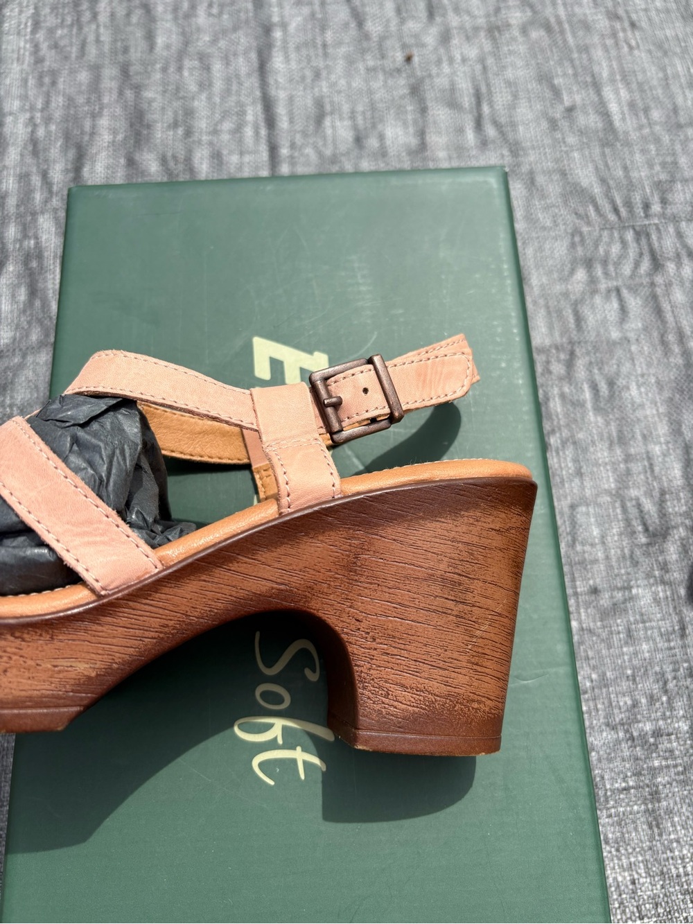 b.o.c. Sandals in Blush Pink - Picture 5 of 5
